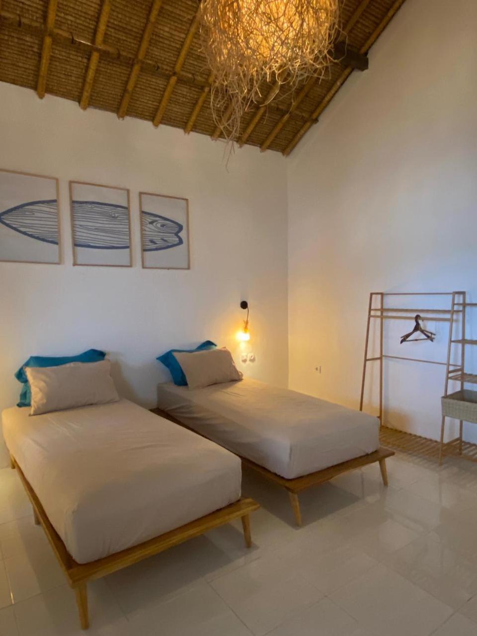 Surf Shack Grupuk Hotel Bumbang Eksteriør billede