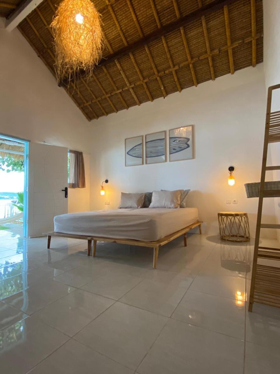 Surf Shack Grupuk Hotel Bumbang Eksteriør billede